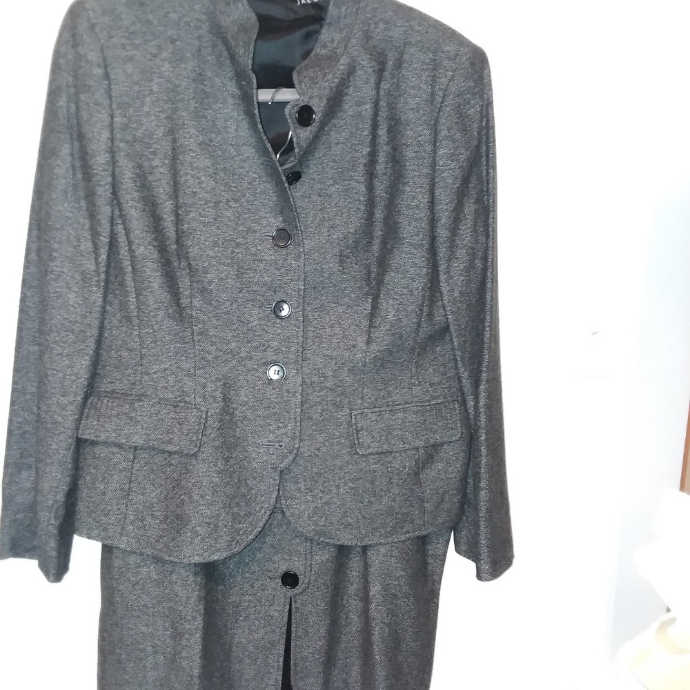 Jaeger suit size 16 UK jacket and size 14 UK skirt